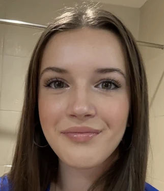 files/Book_girl_profile_pic_5_2.webp