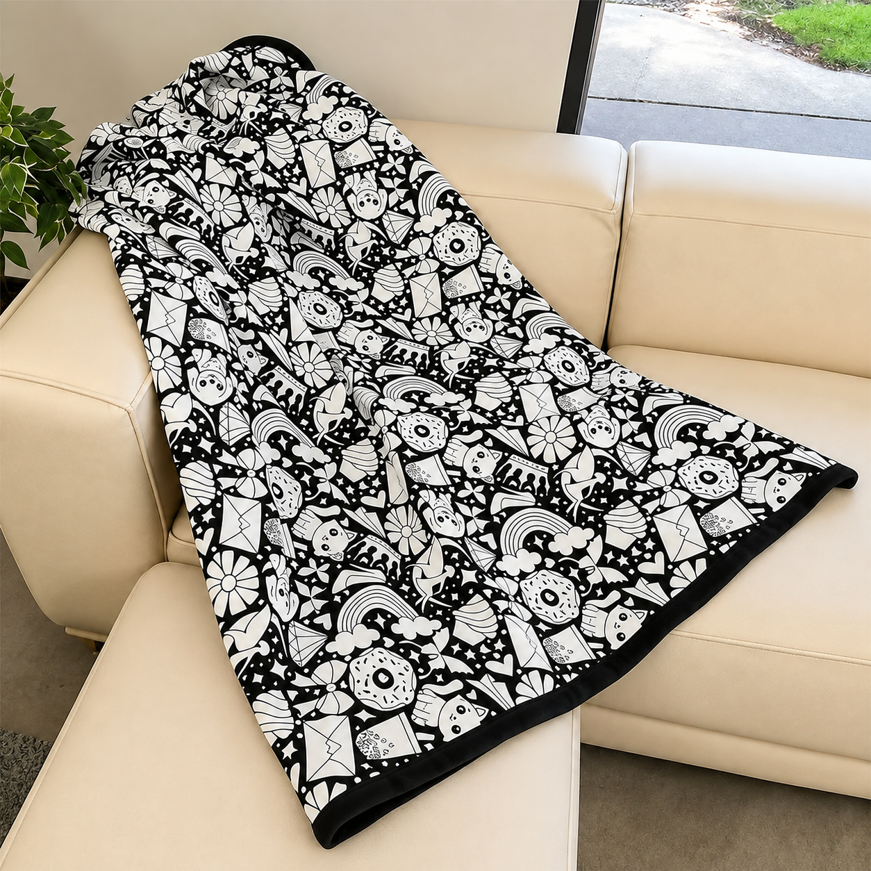 Fuzzy Velvet Coloring Blanket with 24 Markers